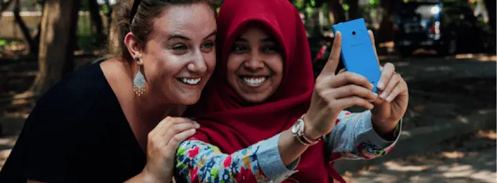
          Five Best Ways For Making Friends While Studying Abroad
  