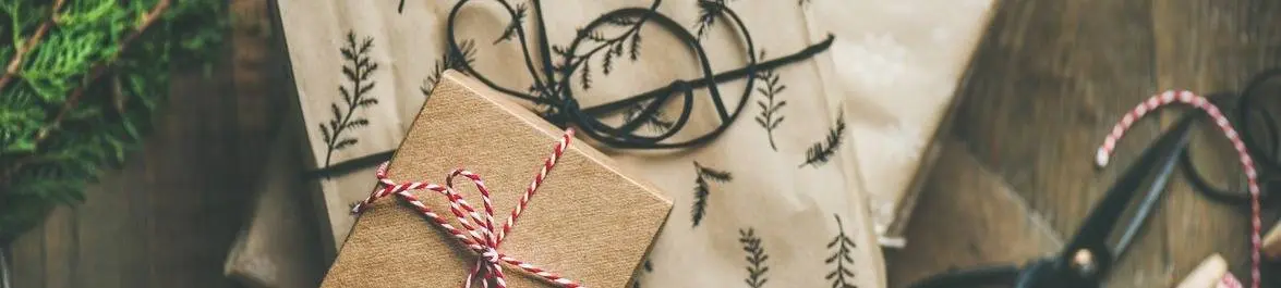 
          The Best Christmas Gift Ideas for an Economist
  