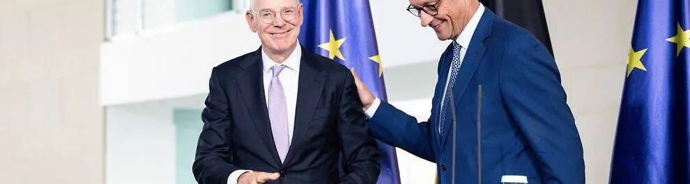 
          German Government Appoints Martin Blessing as Investment Tsar
  